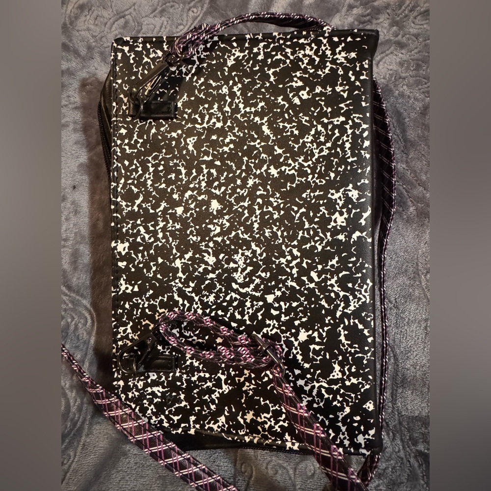 Monster High Purse - Picture 2 of 4